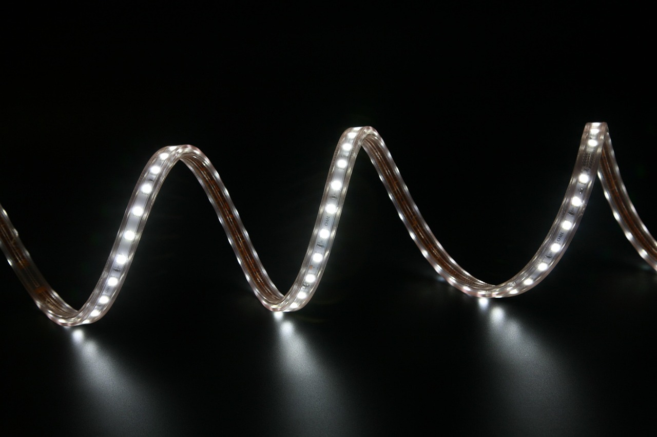 北欧デザインのサーバー用LEDライトのカラー選びは？