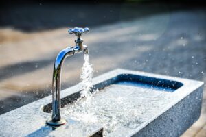 北欧の水道直結サーバー工事の必要性とは？